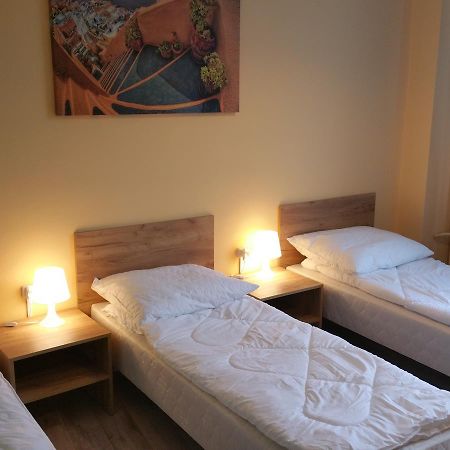 Kaktus Guest House 2 Varšava Exteriér fotografie
